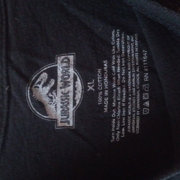 Jurassic World Park Black Short Sleeve XL - Picture 3 of 4